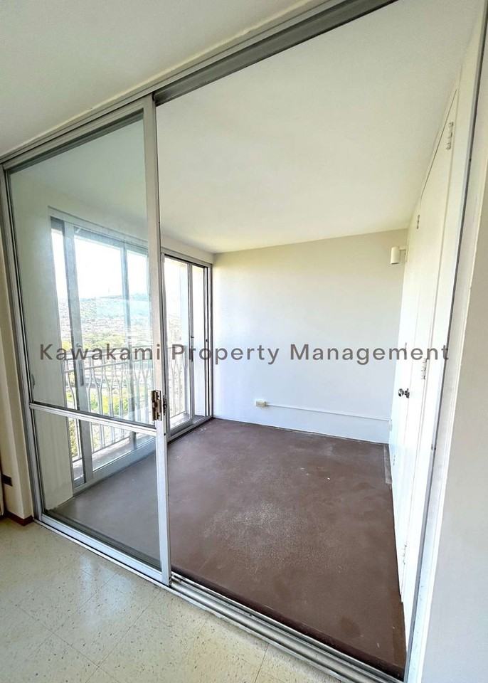 1515 Nuuanu Ave #1852 - Photo 6 of 21