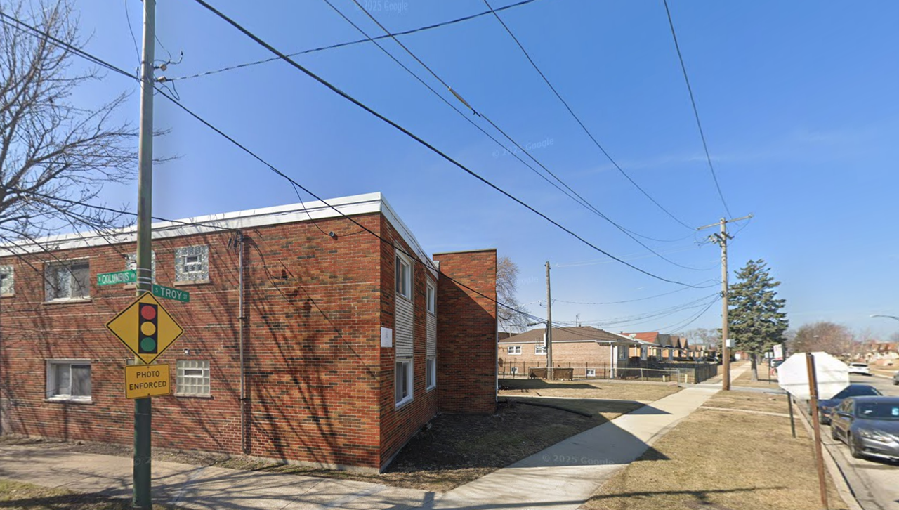 7806-7812 S Troy - Photo 3 of 16