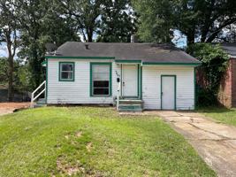 featured image of 3445 Penick St