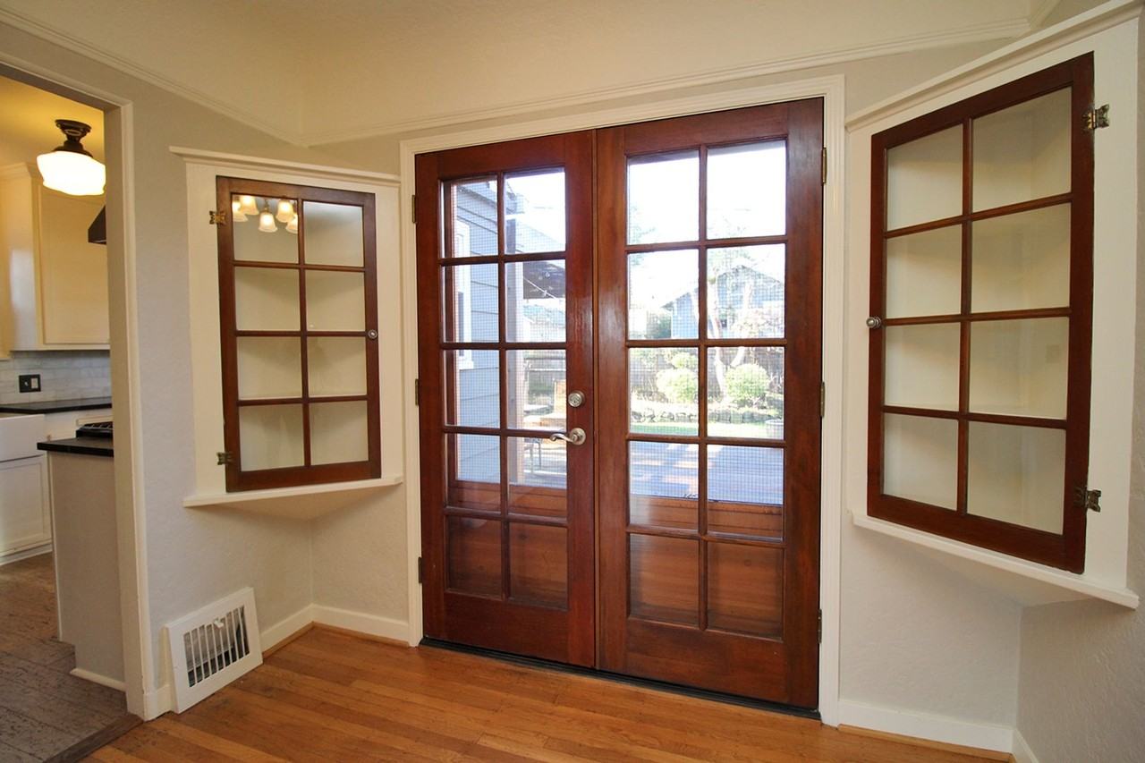 7703 Se 17th Ave - Photo 7 of 30