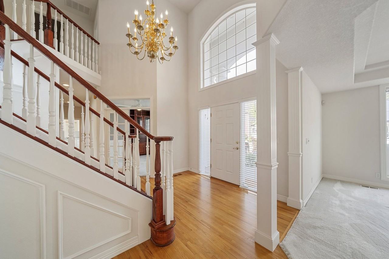 2284 Northwest Wheatfield Way - Photo 5 of 38