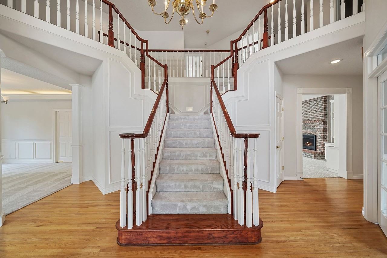 2284 Northwest Wheatfield Way - Photo 6 of 38