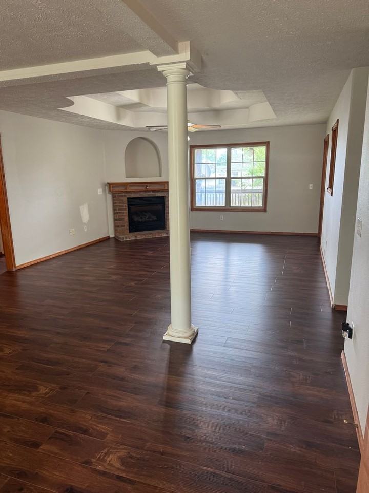 4422 W Tarkio St - Photo 3 of 16