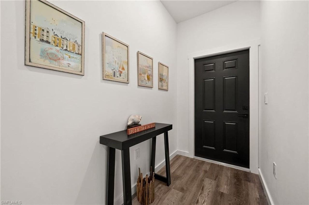 1128/1130 Harold Ave S - Photo 6 of 36