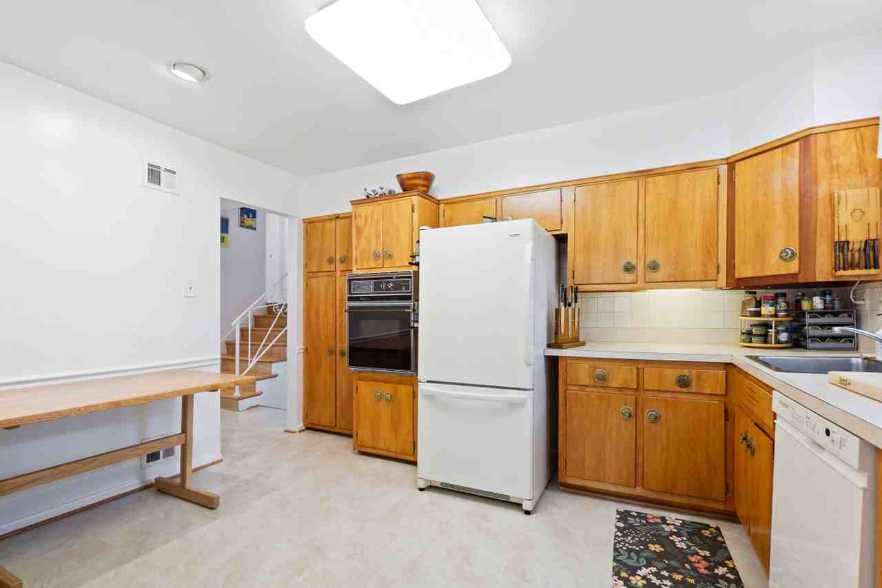 8504 Sundale Dr - Photo 4 of 30