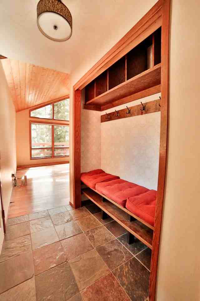 330 Wilderness Drive - Photo 4 of 44