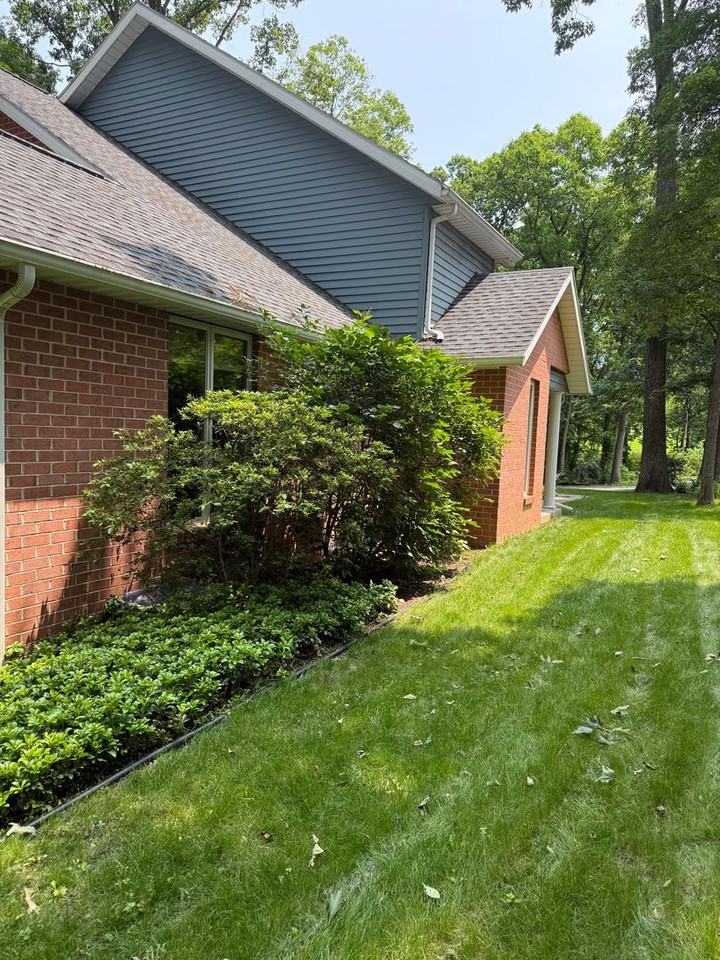 1531 E Strohm Dr - Photo 5 of 50