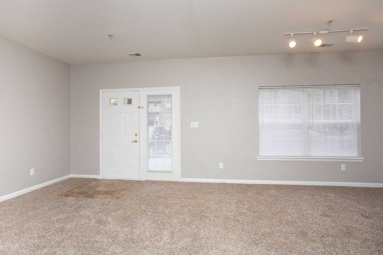 Pinebrook Apartments - Photo 4 of 22