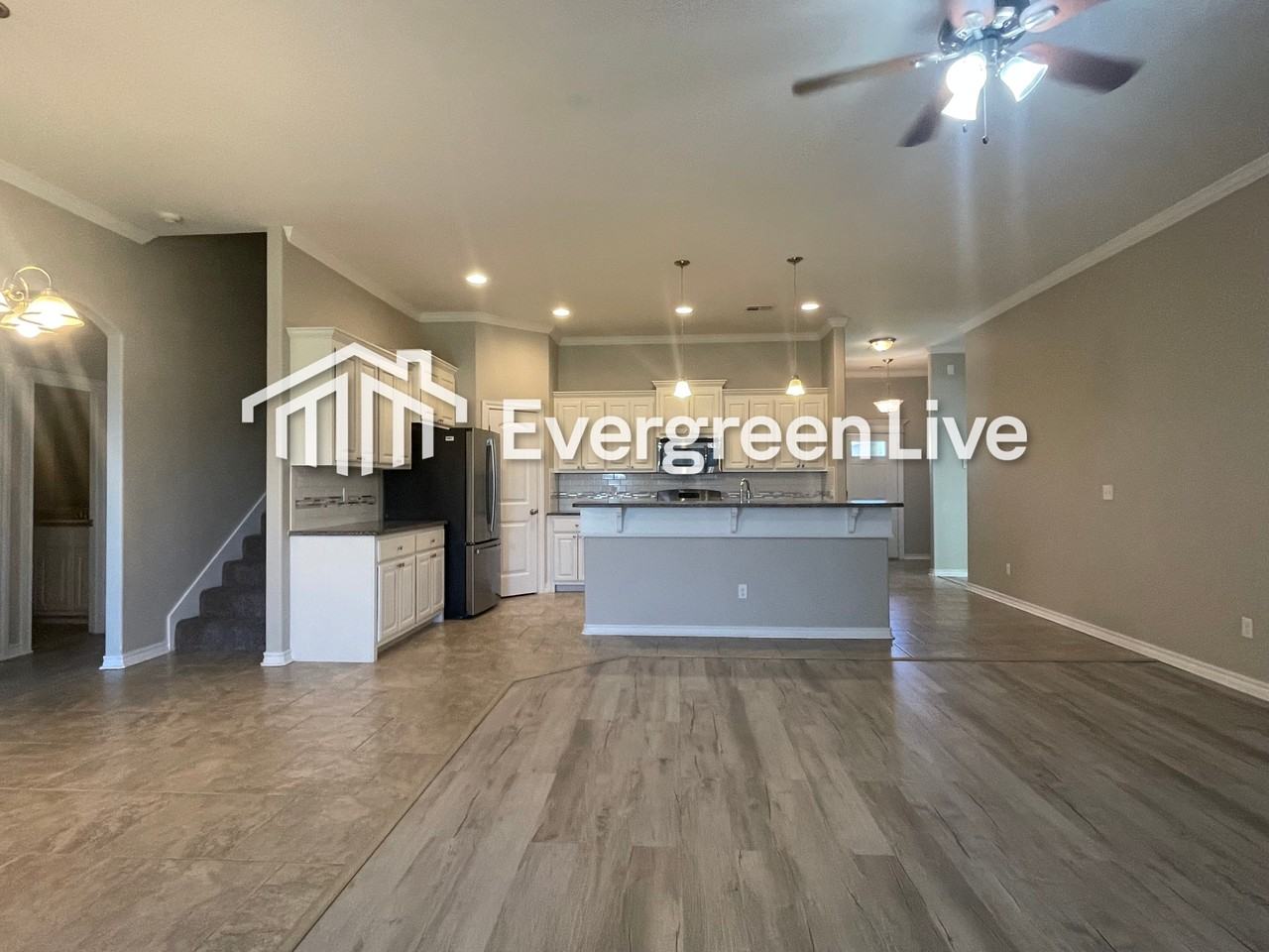 12700 Nw 5th St - Photo 3 of 17