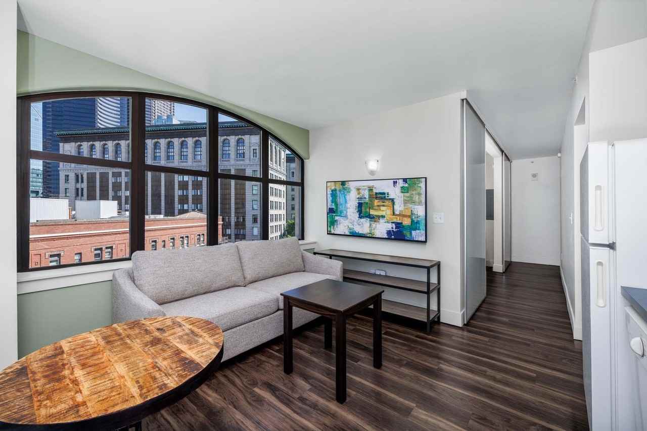 Quintessa Apartments - Photo 3 of 50