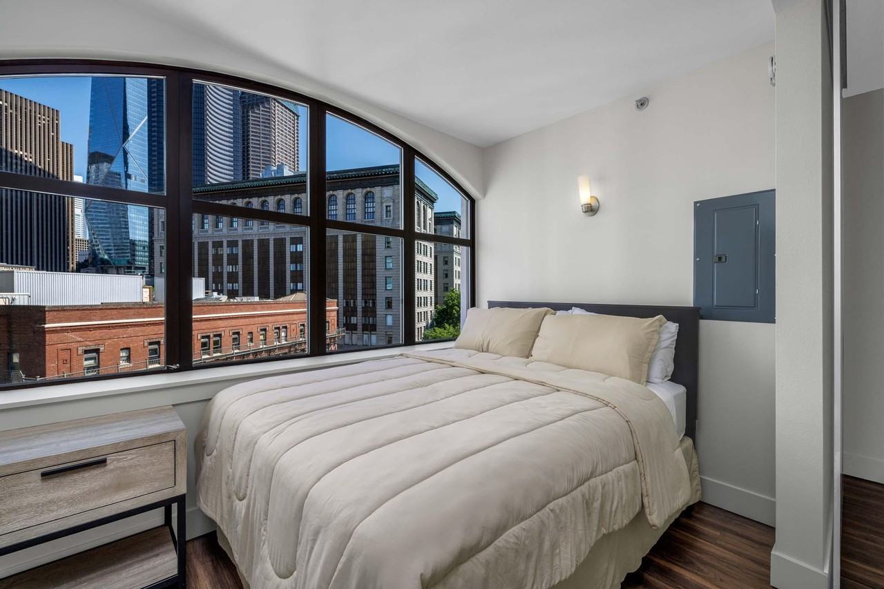 Quintessa Apartments - Photo 4 of 50