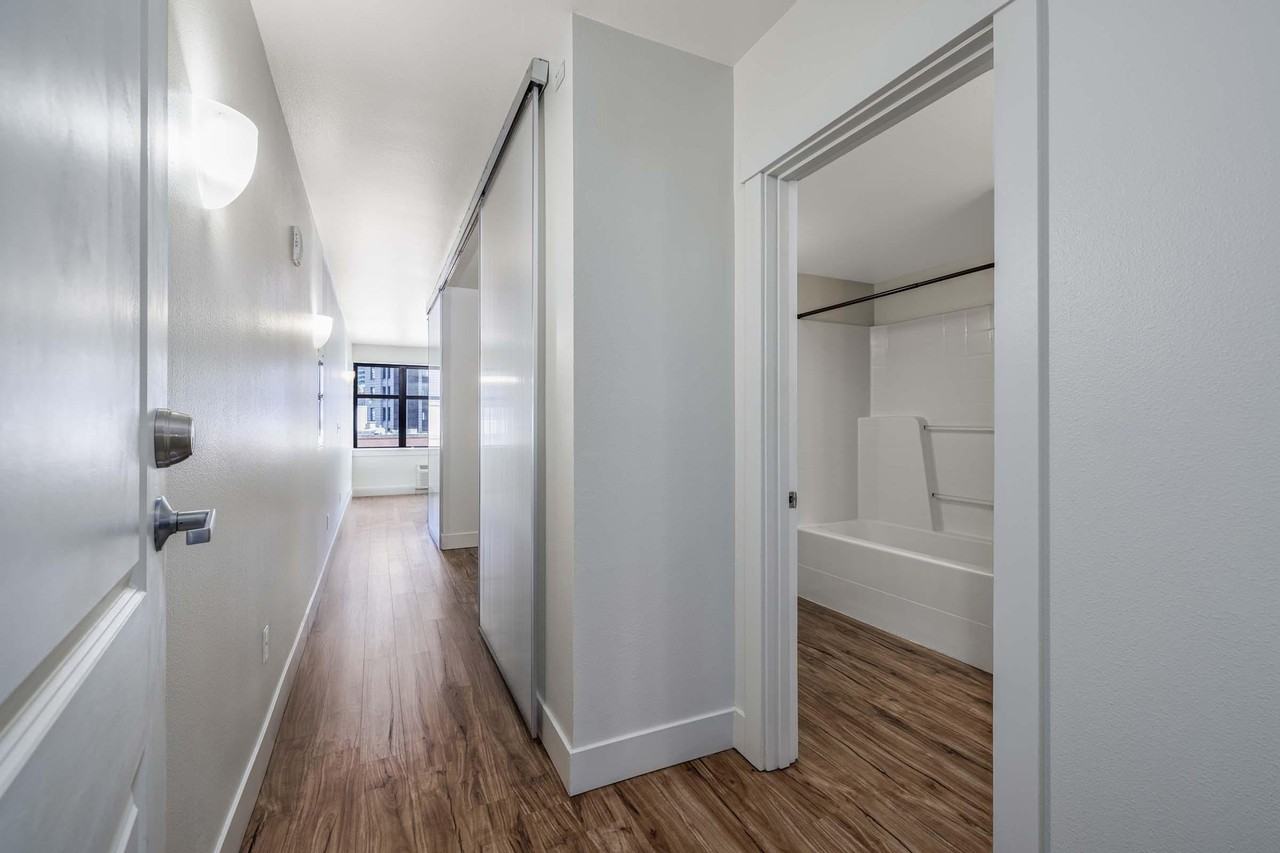 Quintessa Apartments - Photo 7 of 50