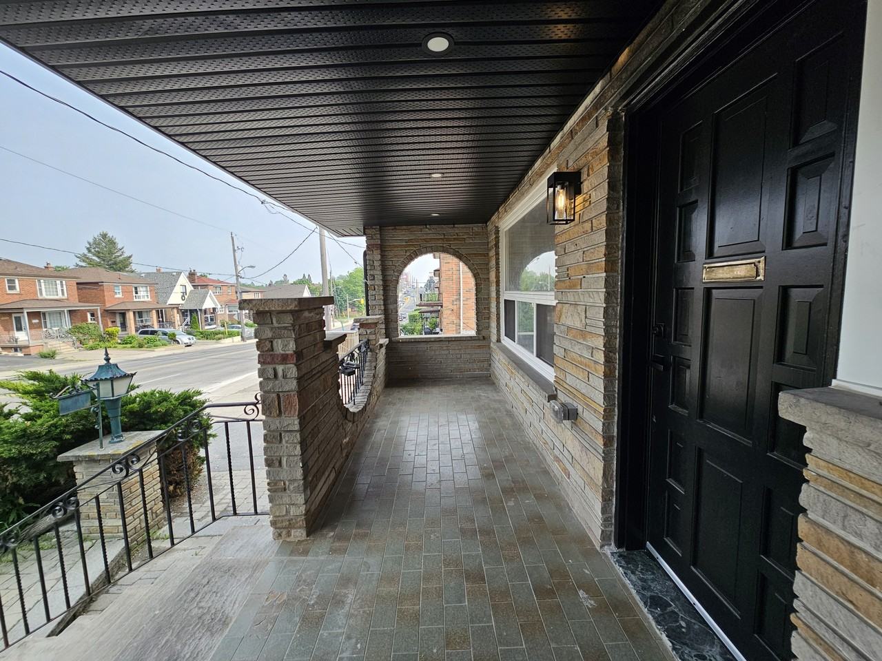 2170 Dufferin Street - Photo 2 of 21