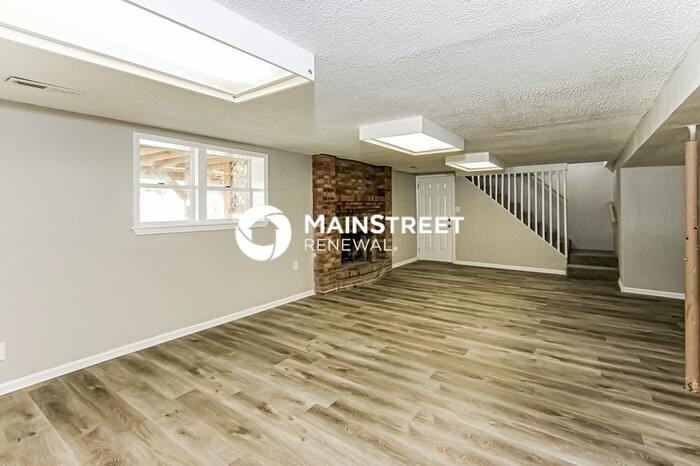 2609 S 16th Ter - Photo 3 of 17