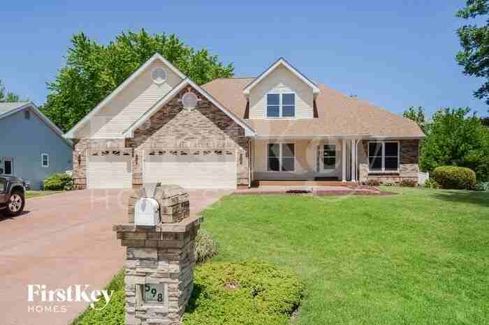 598 Woodchuck Ln - Photo 2 of 15