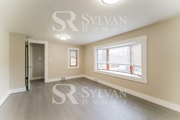 1108 Boyerview St - Photo 2 of 15