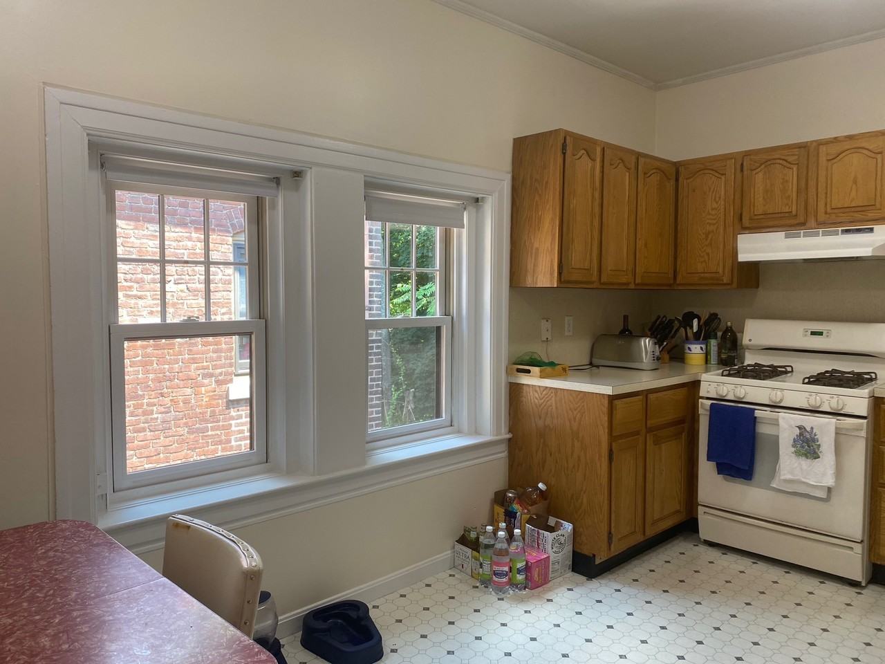1215 Beacon St #7 - Photo 2 of 3
