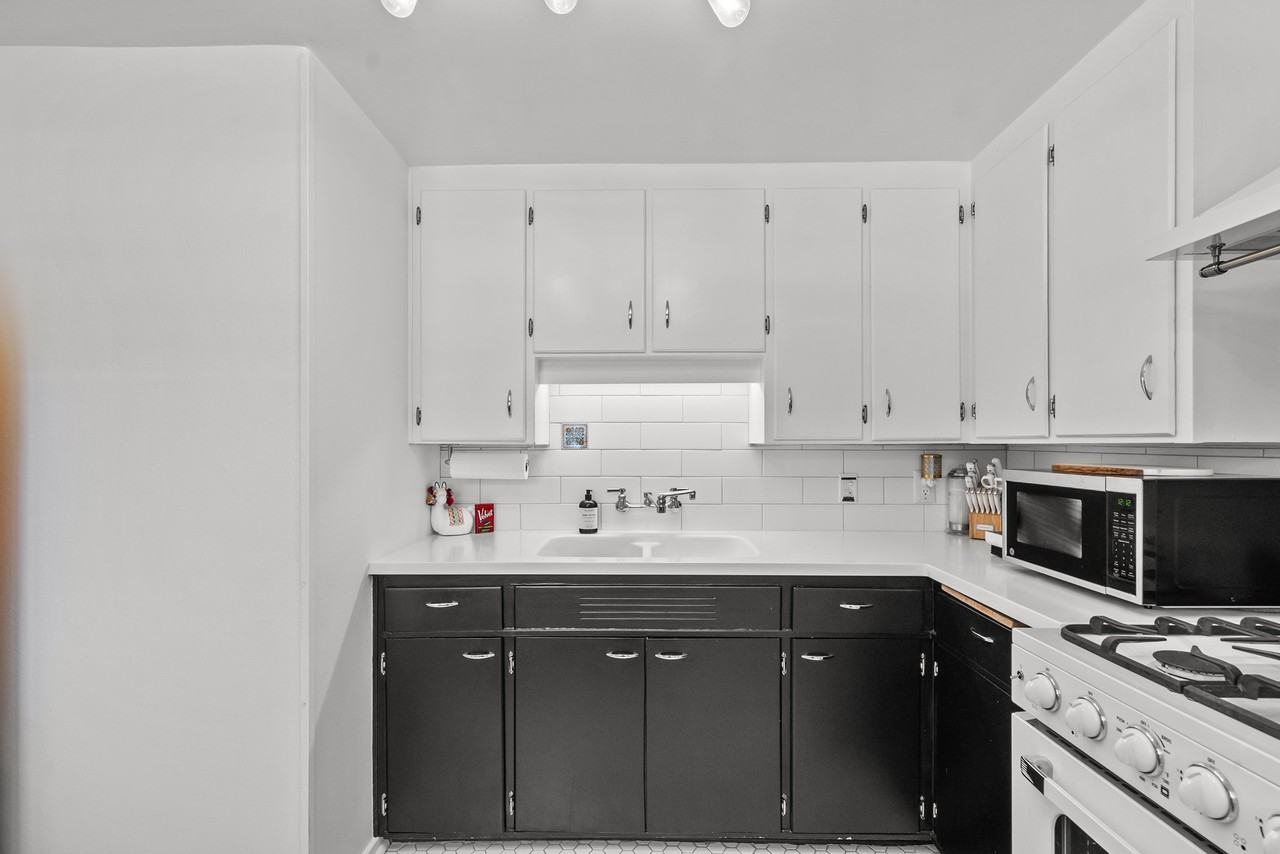 36 N Pacific Ave #38 - Photo 5 of 30