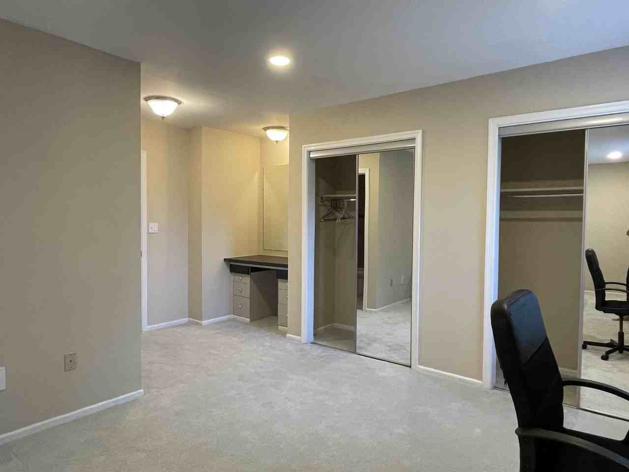 10540 Assembly Dr - Photo 3 of 24