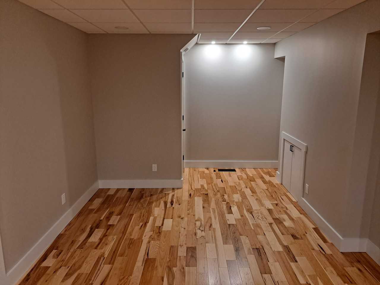 426 W Main St #NA - Photo 2 of 20