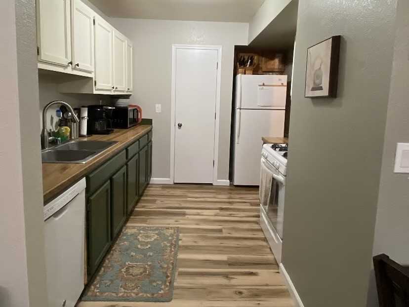 951 W Seldon Rd #4 - Photo 6 of 11