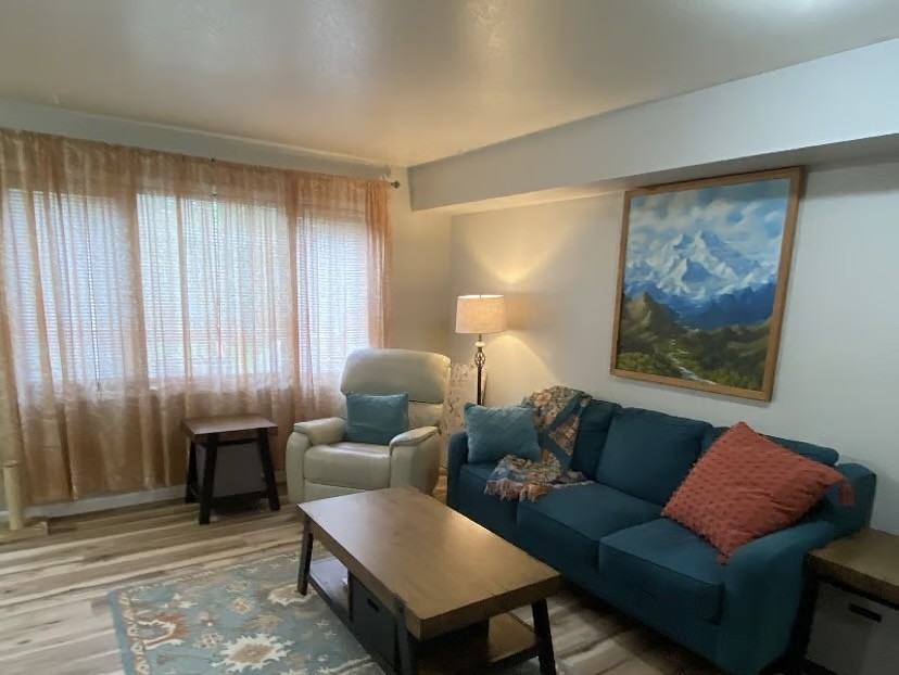 951 W Seldon Rd #4 - Photo 5 of 11