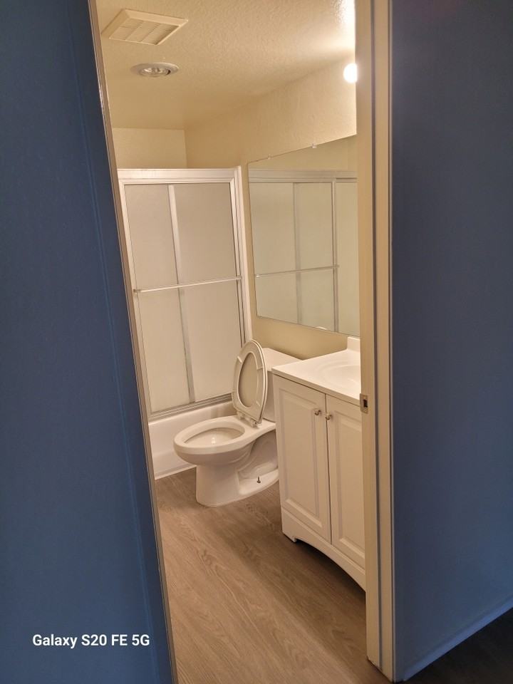 12315 Graham St #26 - Photo 4 of 6