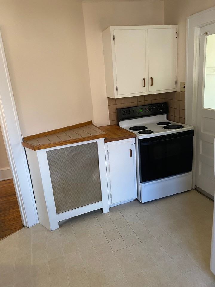 191 Butler St #2 - Photo 6 of 12