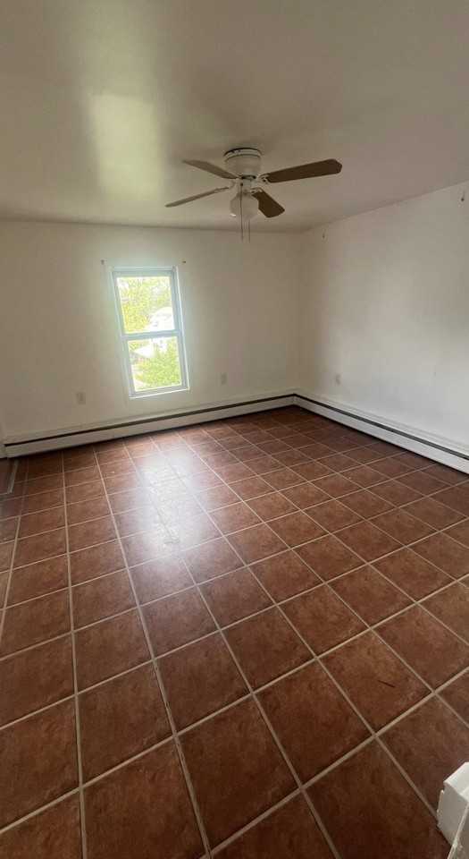 20 W Noble St #2 - Photo 2 of 11