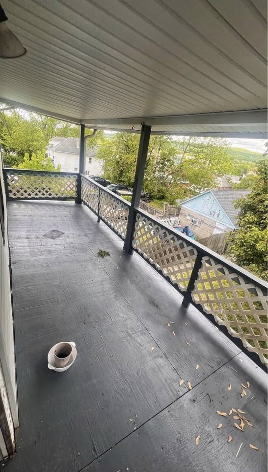 20 W Noble St #2 - Photo 3 of 11