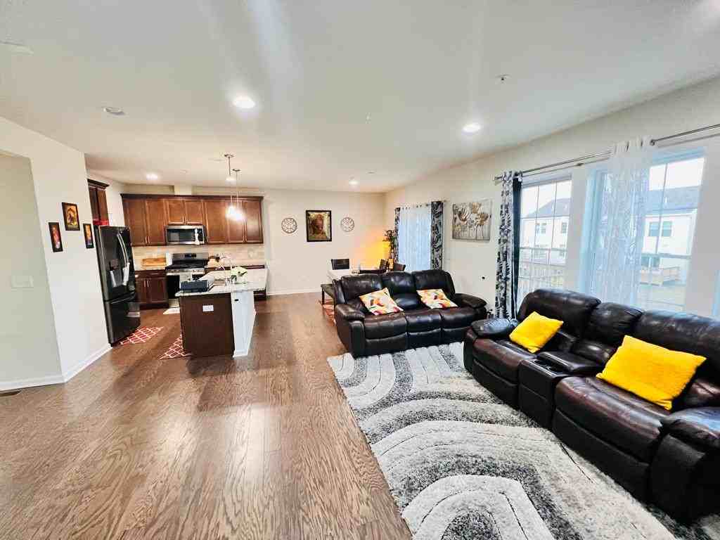 51 Aspen Way #51 - Photo 4 of 8