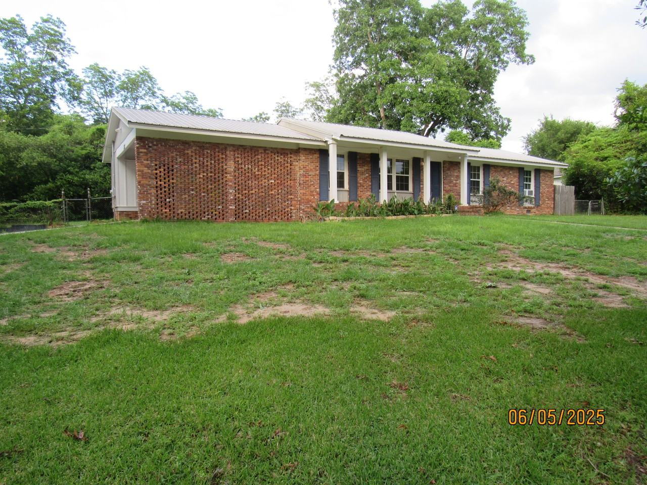 2215 Macy Ave #NA - Photo 3 of 50