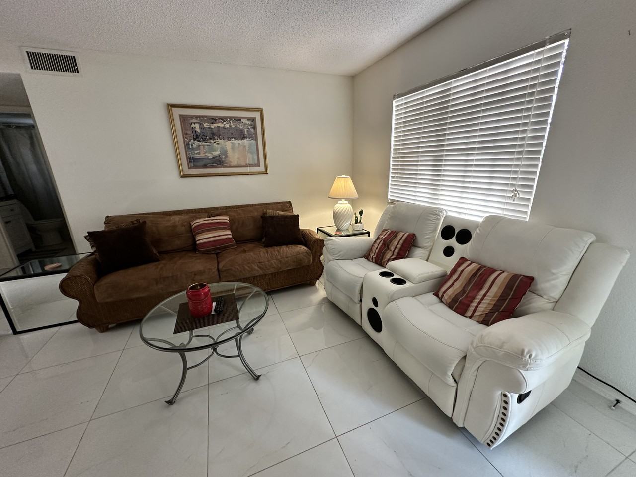 1051 Forrest Nelson Blvd #N102 - Photo 5 of 29