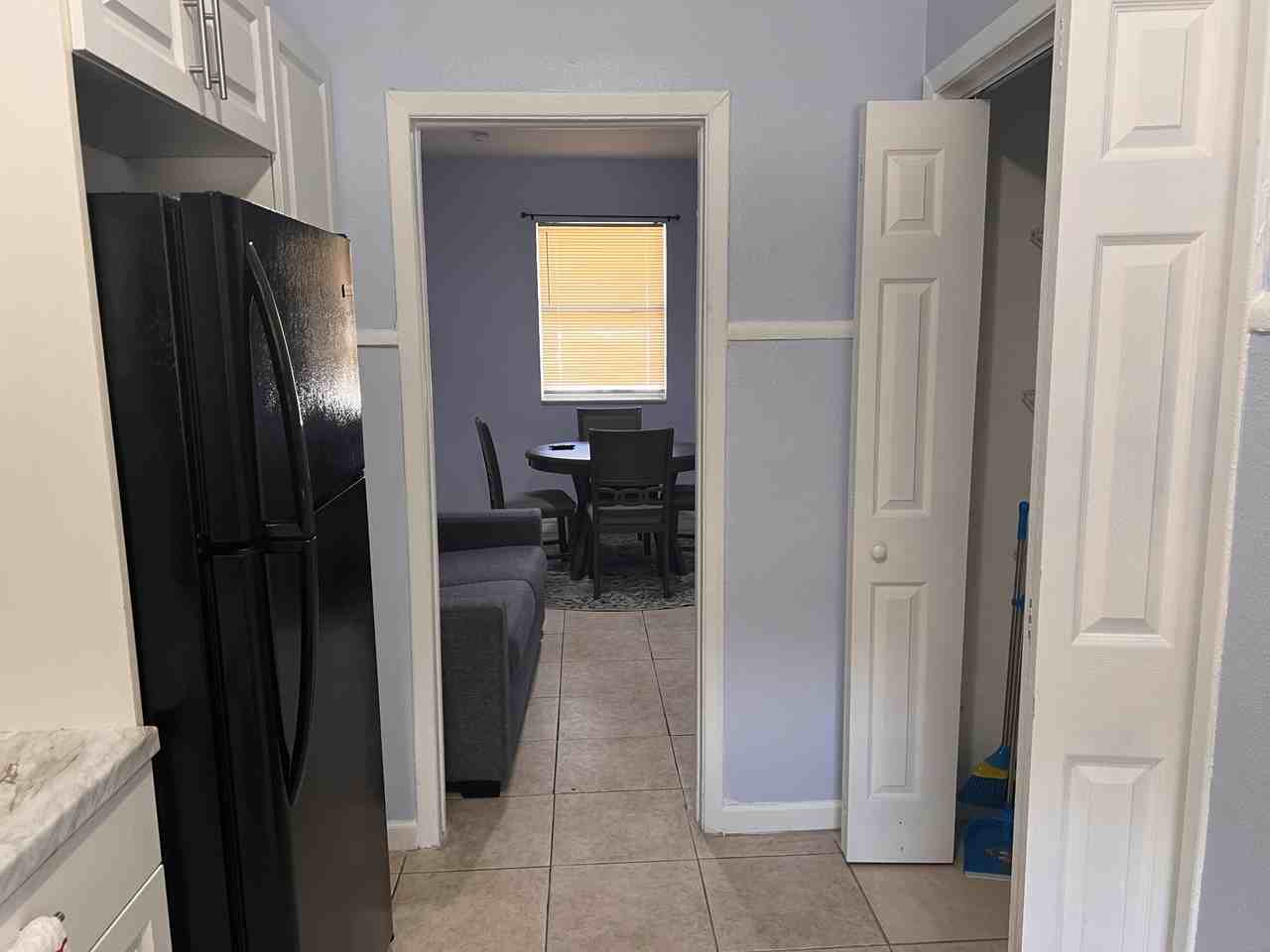 10107 N Aster Ave #B - Photo 2 of 16