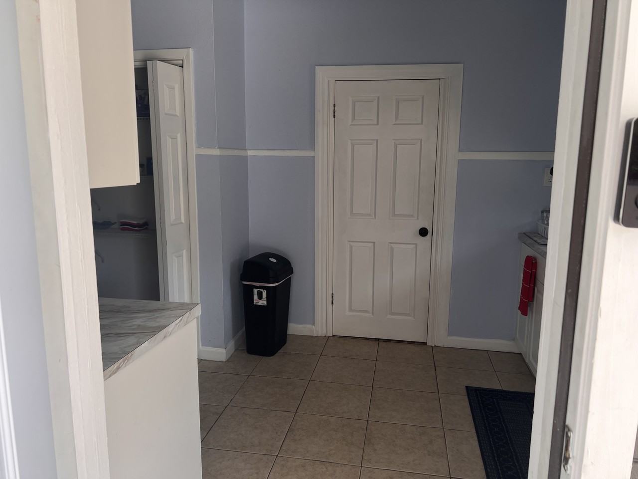 10107 N Aster Ave #B - Photo 3 of 16