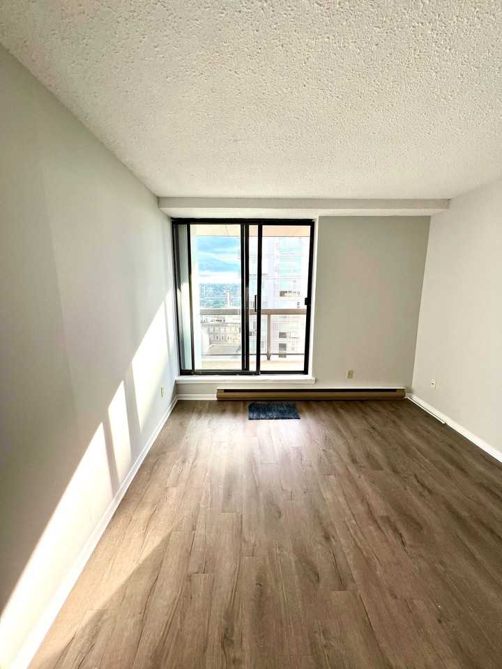 440 Gloucester Street #440/18-0x - Photo 2 of 8