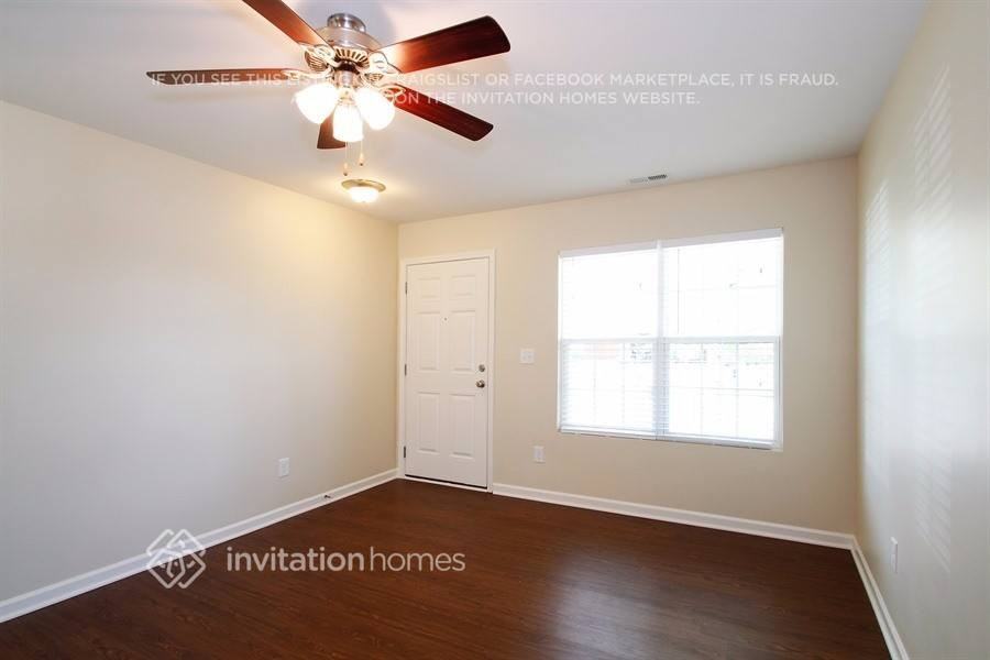 5016 Broad Leaf Ct - Photo 3 of 18