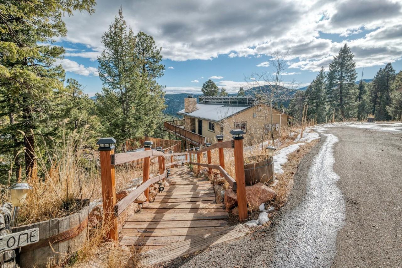 34158 Grouse Ln - Photo 3 of 20