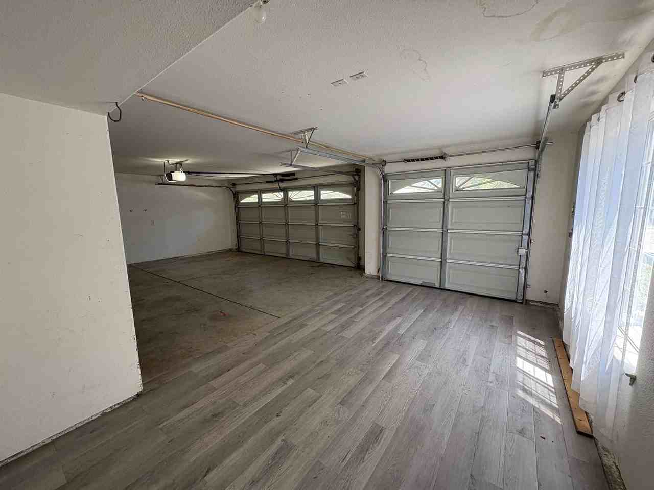 703 W Russell Ave - Photo 6 of 43