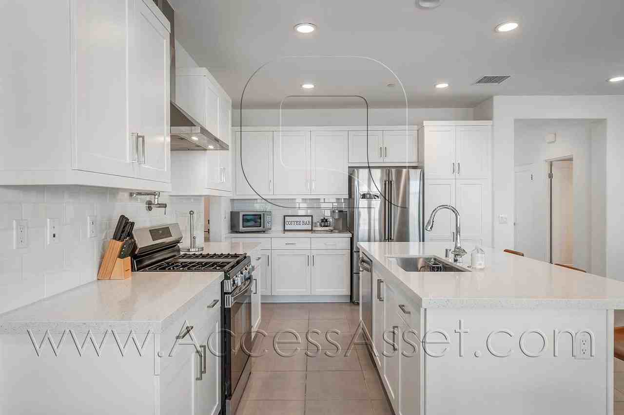 35758 Mccarthy St - Photo 3 of 43