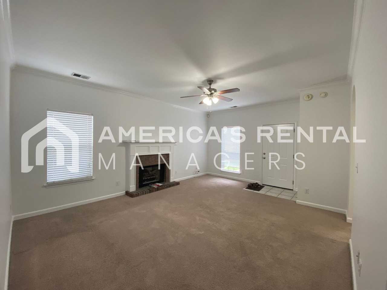 5303 Cottage Ln - Photo 3 of 34