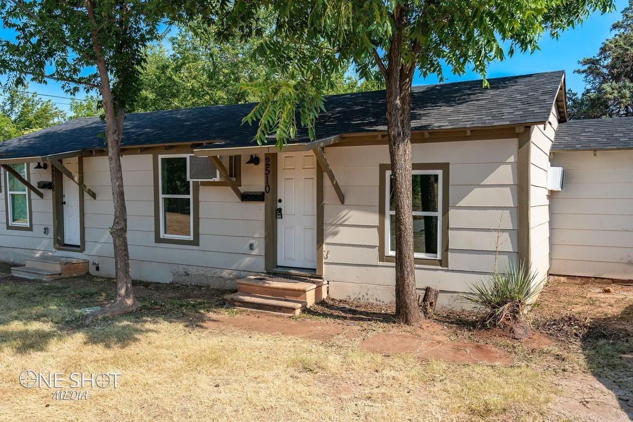 2510 S 2nd St - Photo 2 of 14