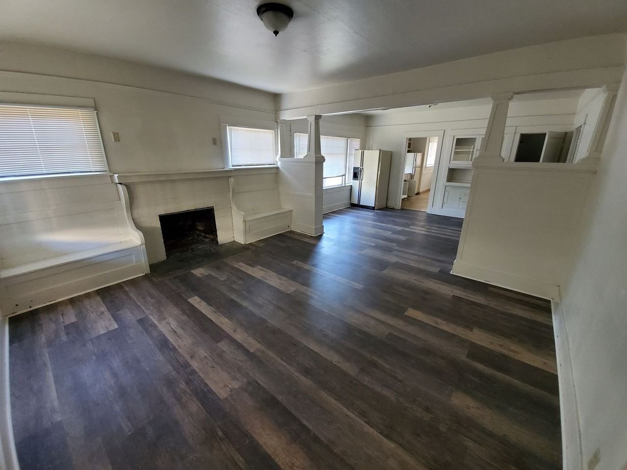 204 Nw Kings Blvd - Photo 2 of 15