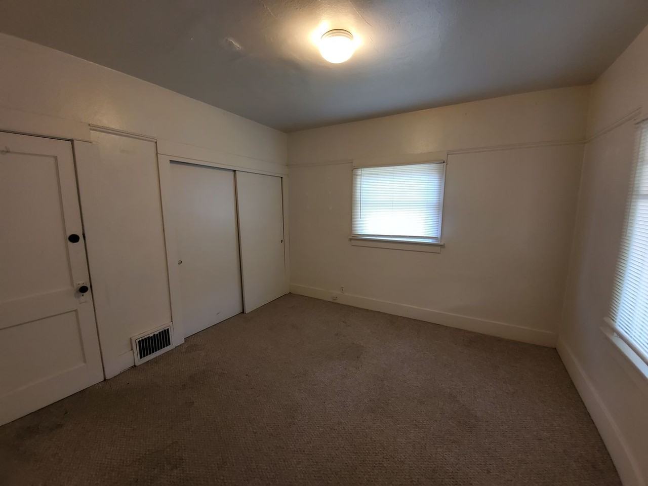 204 Nw Kings Blvd - Photo 6 of 15