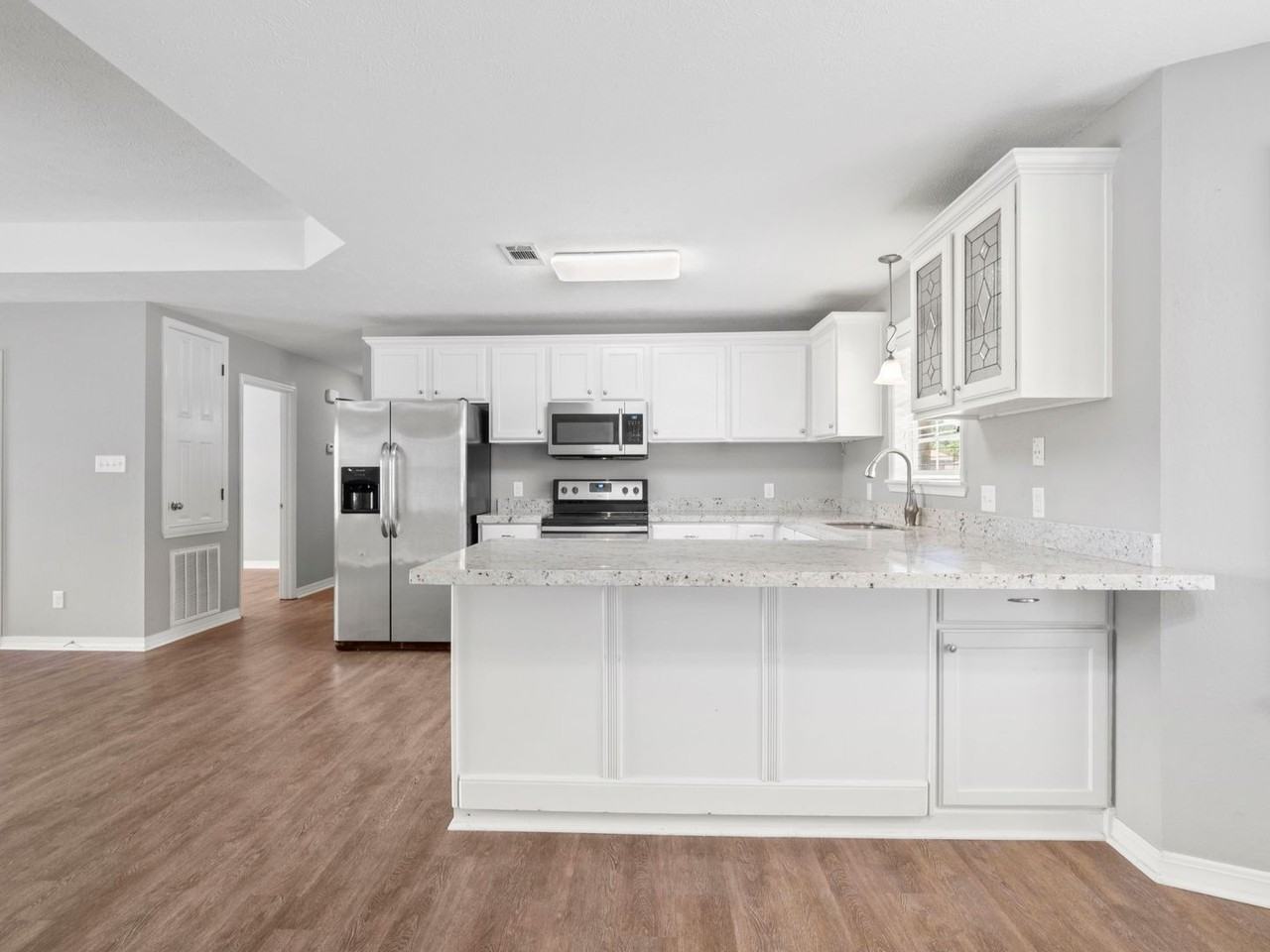1904 Cotton Wood St - Photo 5 of 15