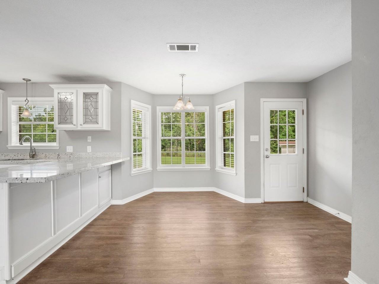 1904 Cotton Wood St - Photo 6 of 15
