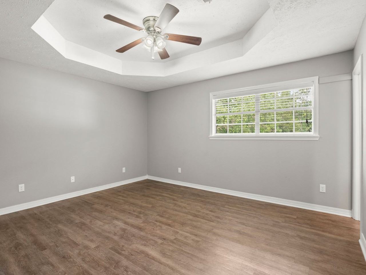 1904 Cotton Wood St - Photo 7 of 15