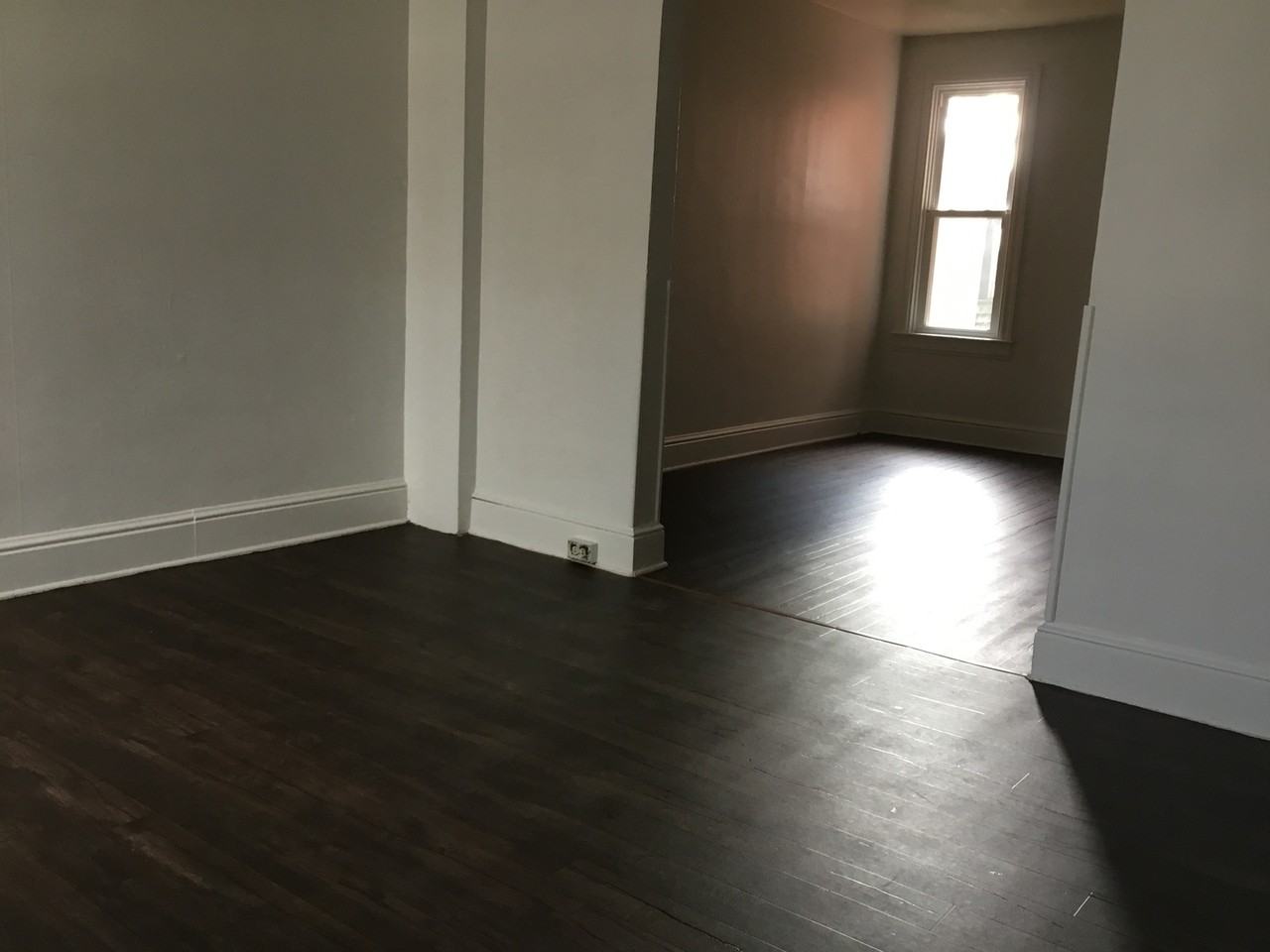 263 N Sherman St - Photo 2 of 13