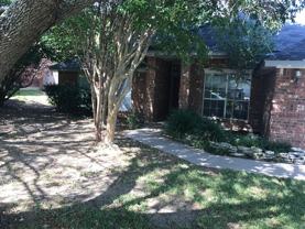 1805 Diana Ln - Photo 1 of 1