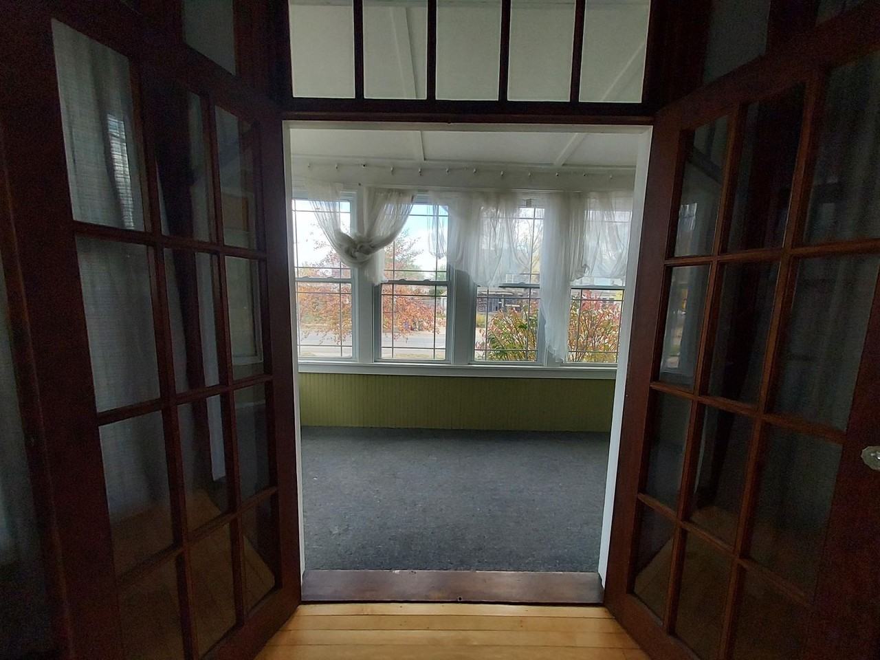 3406 Blaisdell Ave - Photo 3 of 8